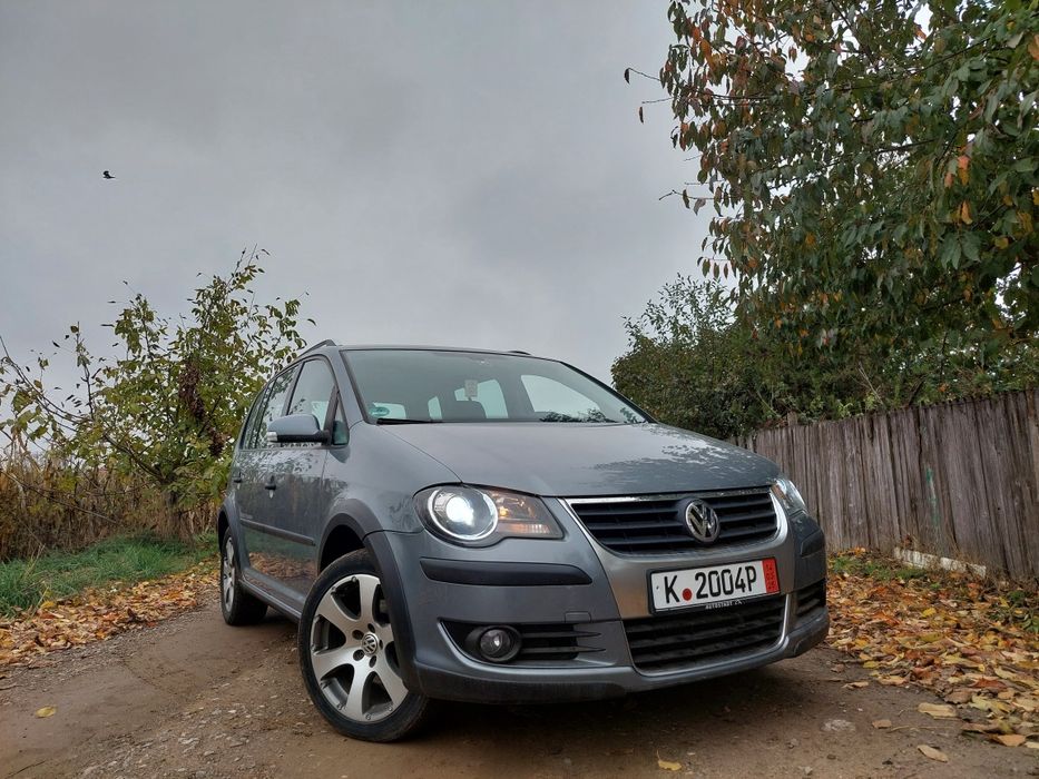 WV*TOURAN AN.2008 .Model Cross!An 2008 Euro 4!