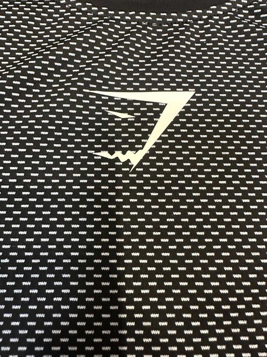 Тениска - GymShark / Чисто нова