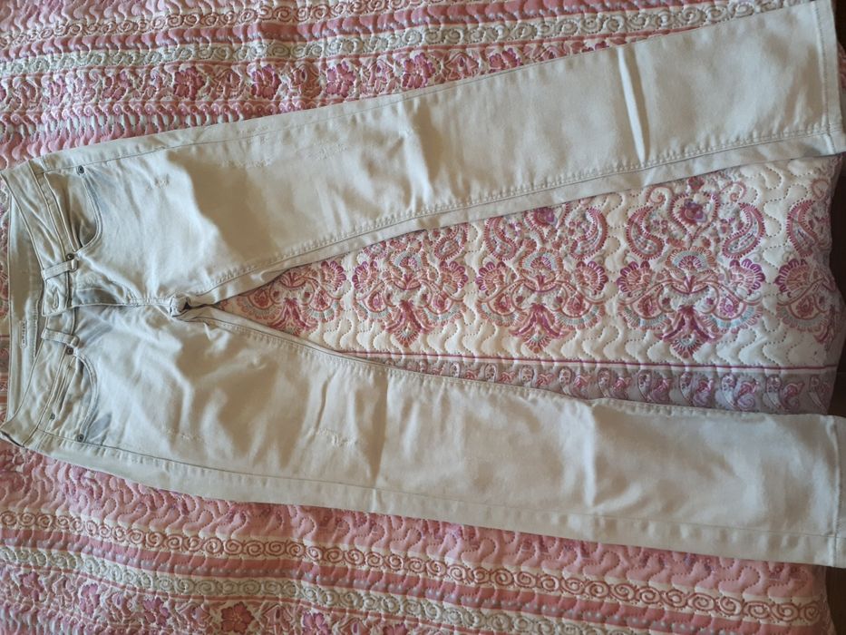 НАМАЛЕНИЕ!Два чифта Чисто нови дънки с етикети