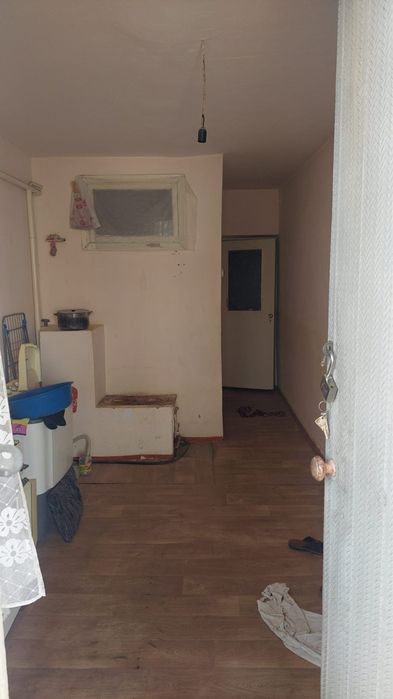 Продам  трехкомнатную квартиру