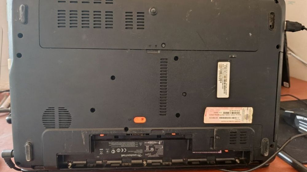Ноутбук pockard bell и Acer продам