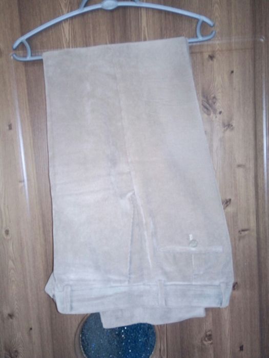 Costum raiat Barotti