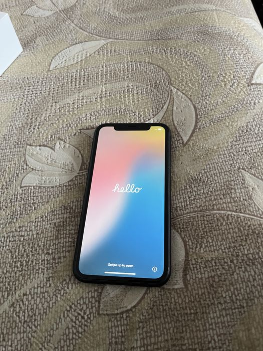 iPhone Xr, 64GB, Black + huse