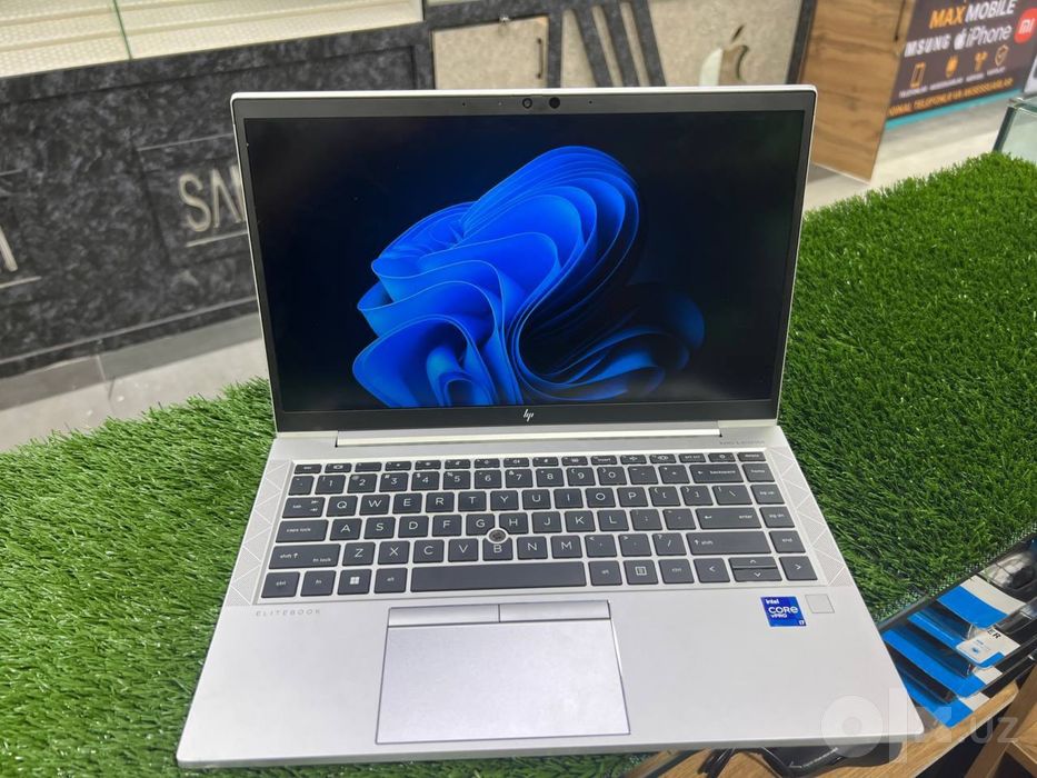 Премиальный ультрабук Hp Elitebook (i7-1185G7 | 16GB RAM / 256GB SSD)
