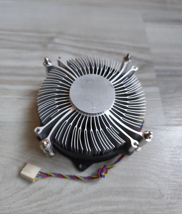Vand cooler Intel skt.115x + pasta