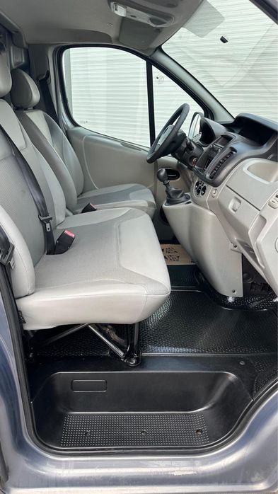 Opel Vivaro 2.0dci 2014 aer conditionat