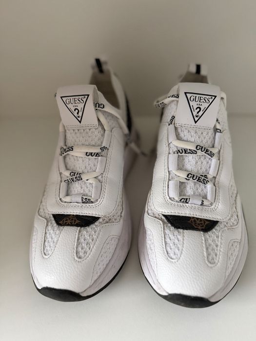 Adidași pentru femei GUESS
