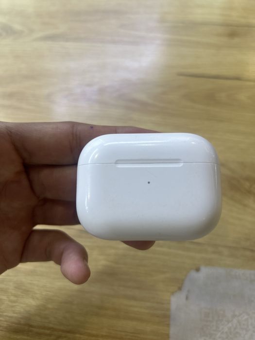 Airpods pro2 оригинал без правого уха