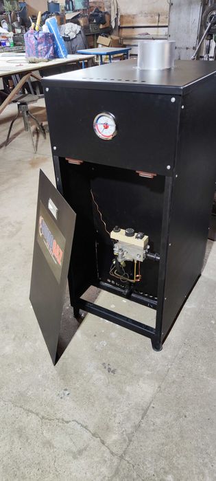 Котел газовый для теплиц, коммерческих помещений