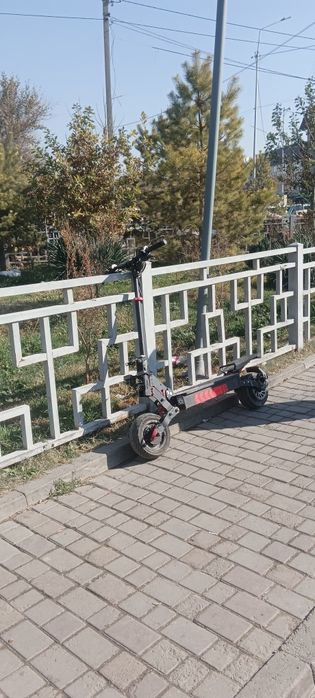 Электросамокат Dokma