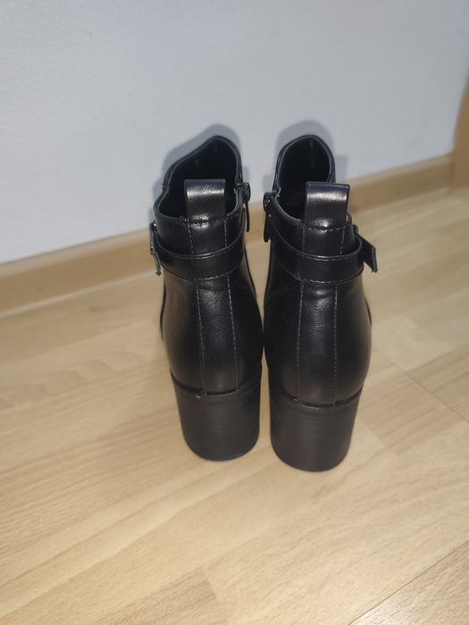 Botine dama noi cu toc m 40