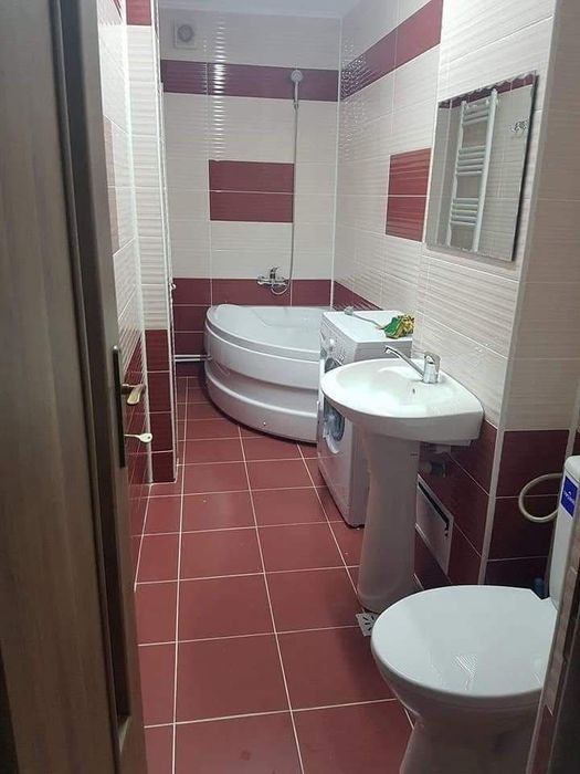 Vând apartament 2 camere etajul 2