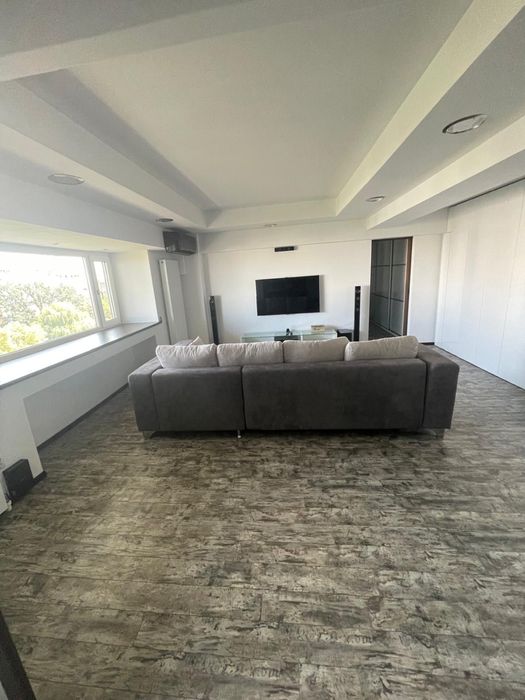Inchiriez apartament blv. Independentei