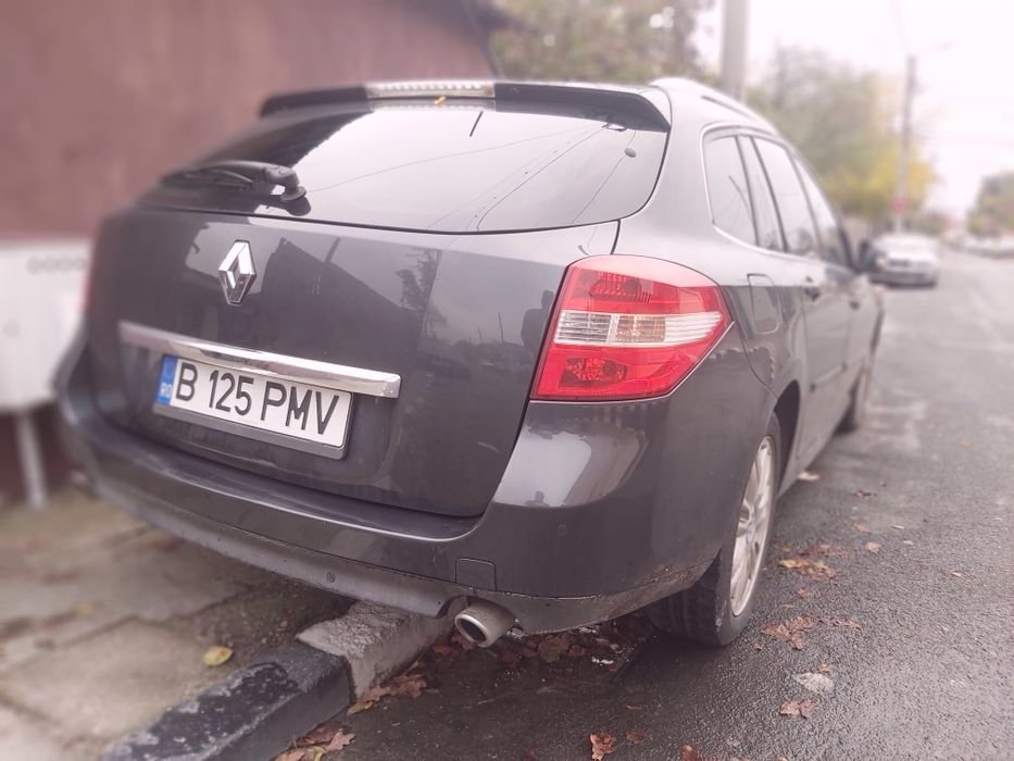 Laguna 3 Grandtour 2.0 dCi • Automată • Initiale • Full • CarVertical