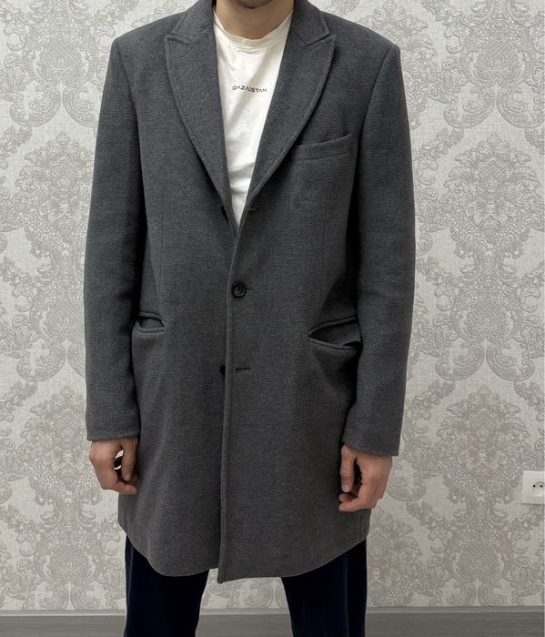 Пальто мужской серый