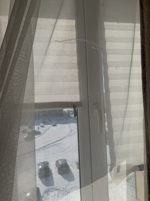 Продам шторы доя зала 2 комплекта