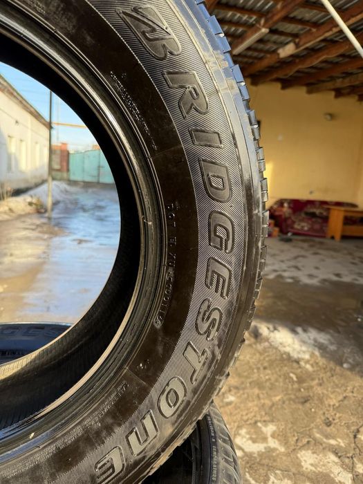 Продам летнию резину