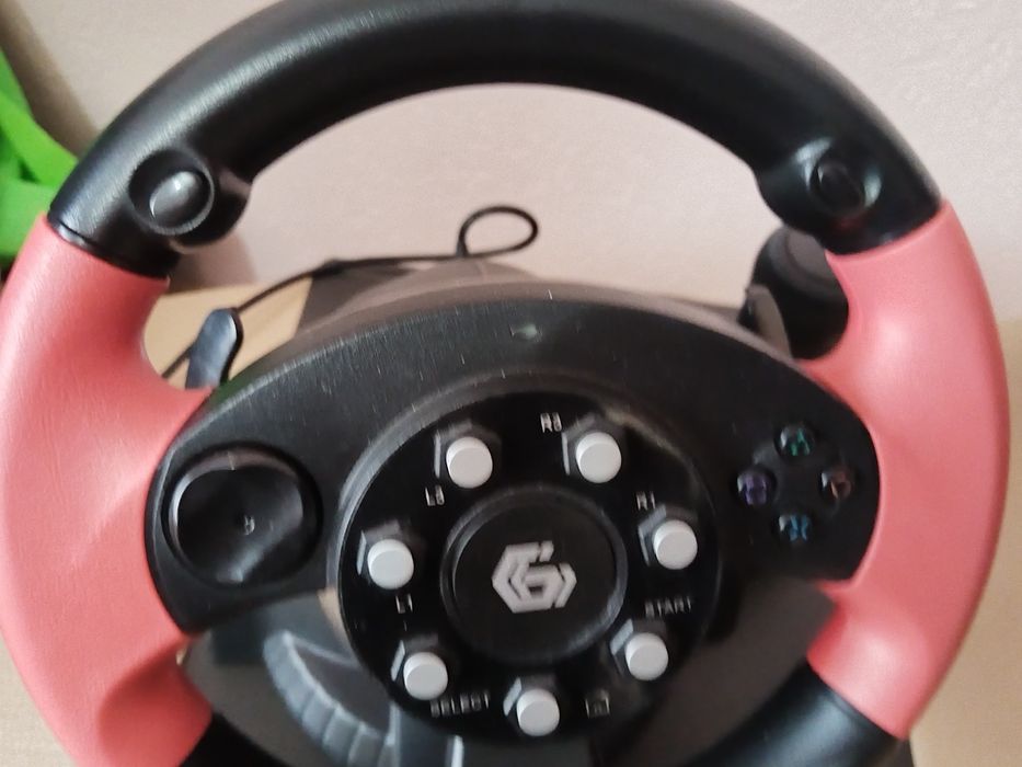 Волан с педали за компютър/ PC gaming