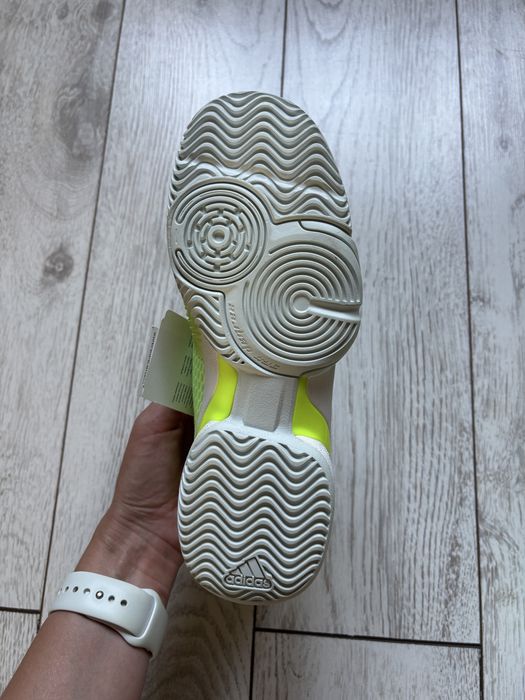 Теннисные кроссовки Adidas оригинал НОВЫЕ