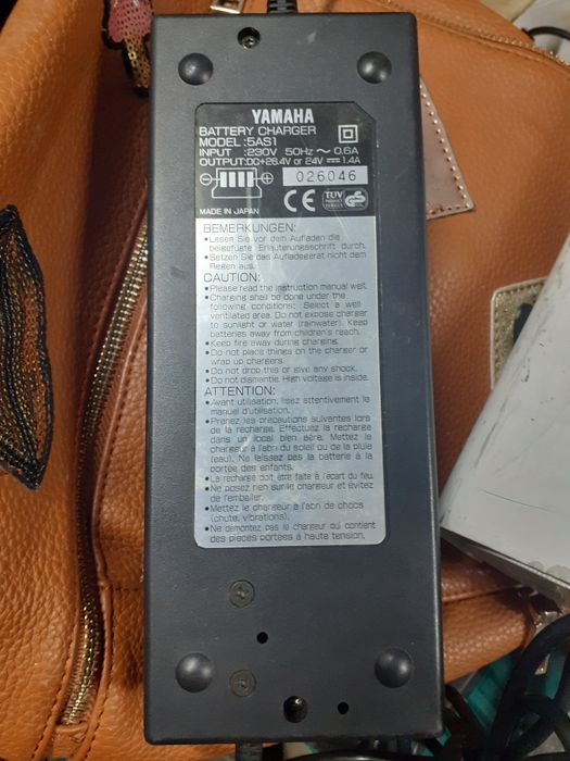 Incarcator  36v si pendix 54,6v,yamaha , bosch