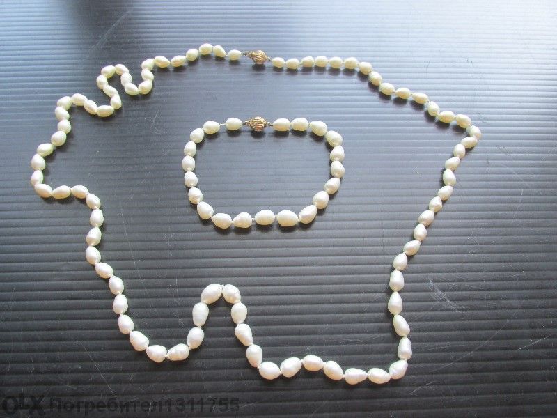 Комплект гривна и колие от естествени перли с златни закопчалки