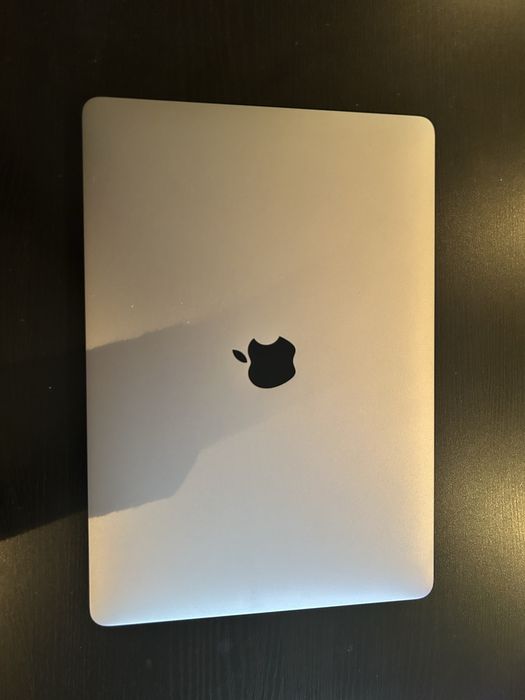 Macbook Pro 13" A1989 i7 16 GB RAM 1 TB SSD