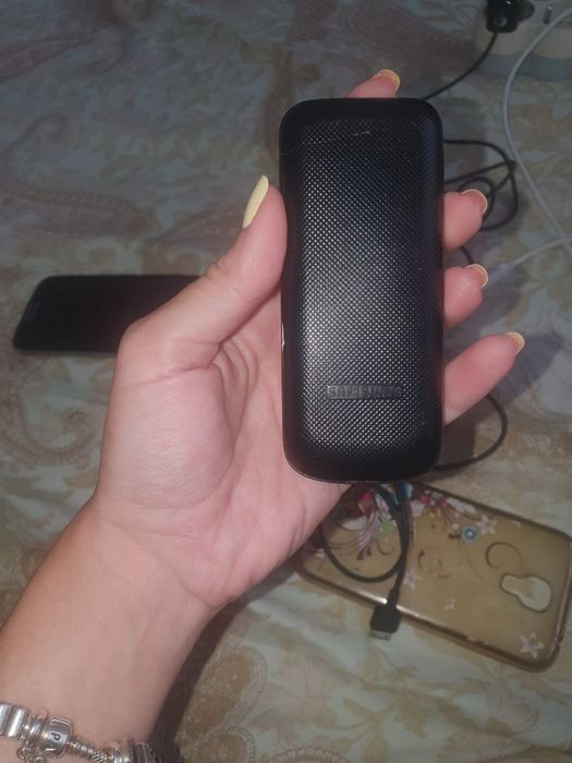 Samsung Gt e1050 cu butoane