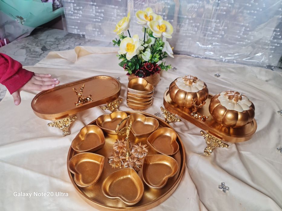 Sovg‘a uchun bejirim qo'l mehnati bilan bo'lgan idishla