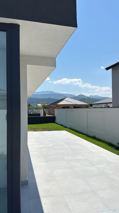Casa la cheie cu priveliște la Poiana Brașov Cristian