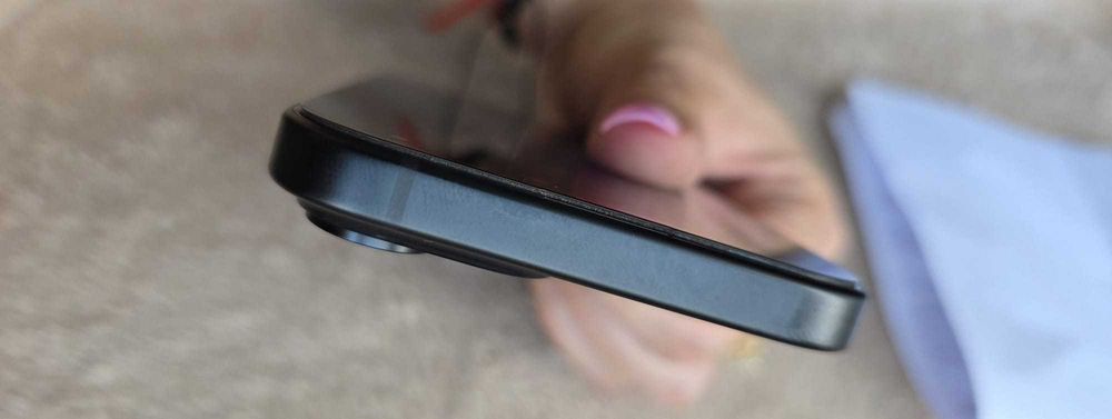 TELEFON Iphone 15 128 gb baterie 100%