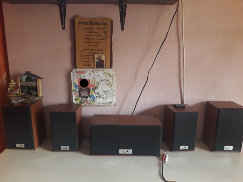 Vand boxe 5+1 în stare foarte bună