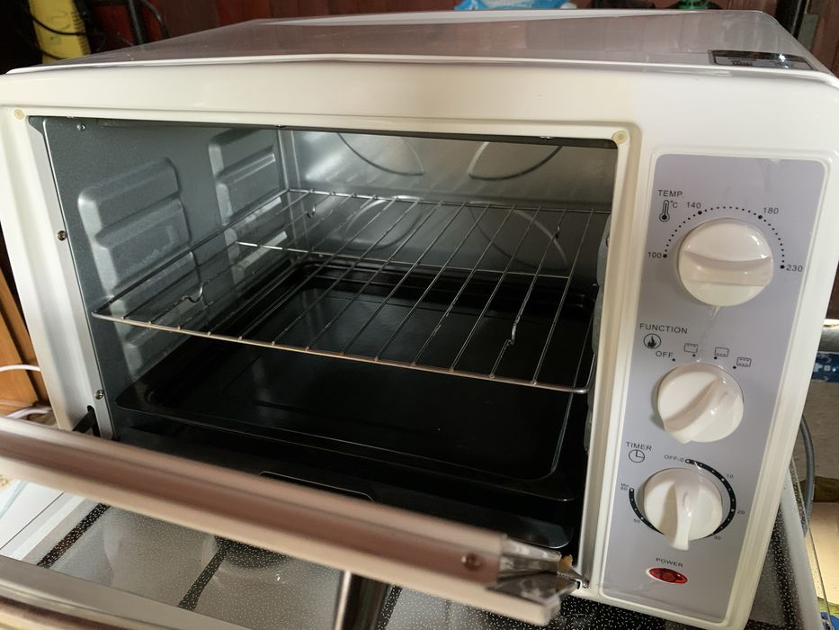 Cuptor electric Albatros 35 litri/ 1500 w