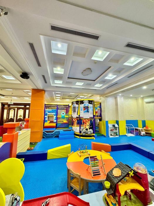 Готовый Ресторан Продаётся 10.5 соток 2200м2 / Центра города