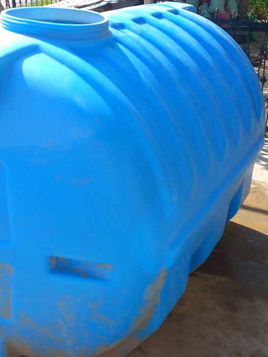 Ёмкост сотилади.