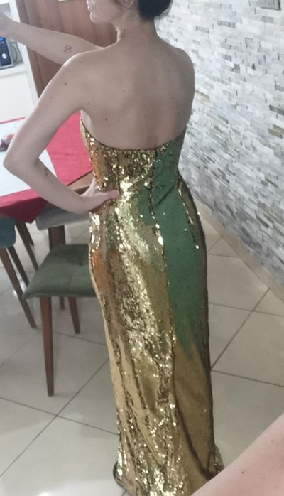 Rochie nouă de seara, cu aplicații de paiete aurii, nr. 38