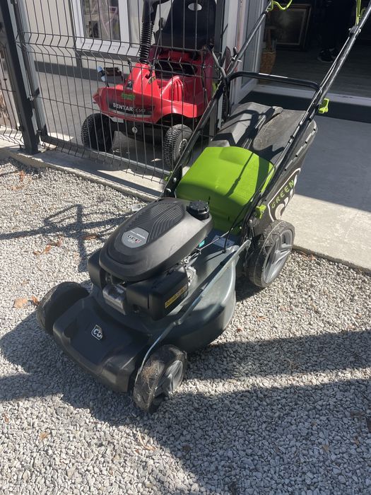 Самоходна косачка Хонда