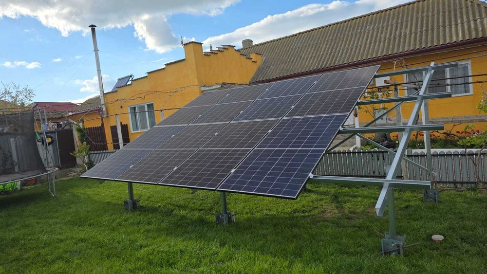 Structură montaj panouri fotovoltaice sol 8 panouri 2x4 Magnelis 25°