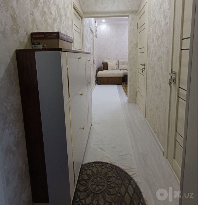 Квартира продаётся Чиланзар 3 квартал 3/3/4 торговый центр