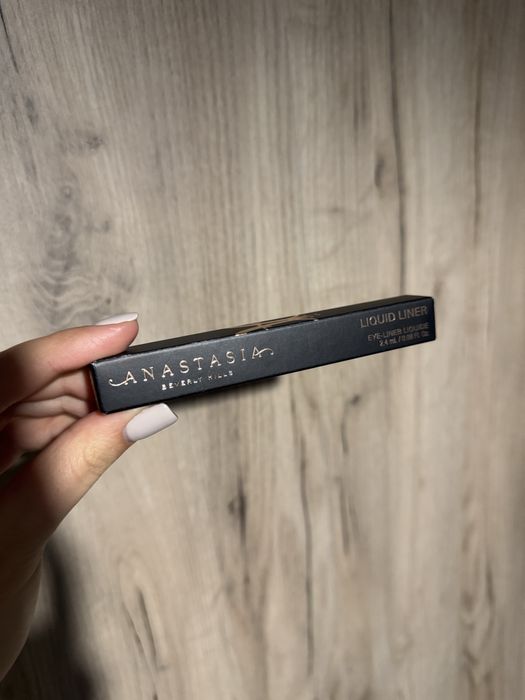 Очна линия Anastasia Beverly Hills