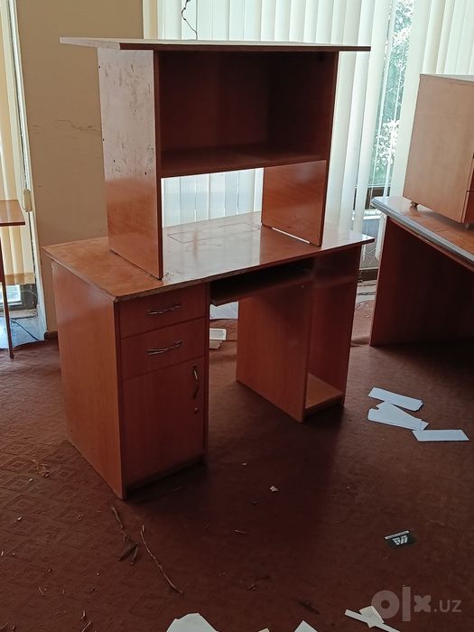Ofis uchun mebellar