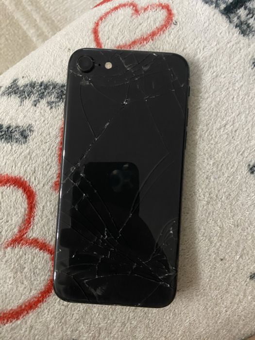 Продам iphone se 128 или обмен