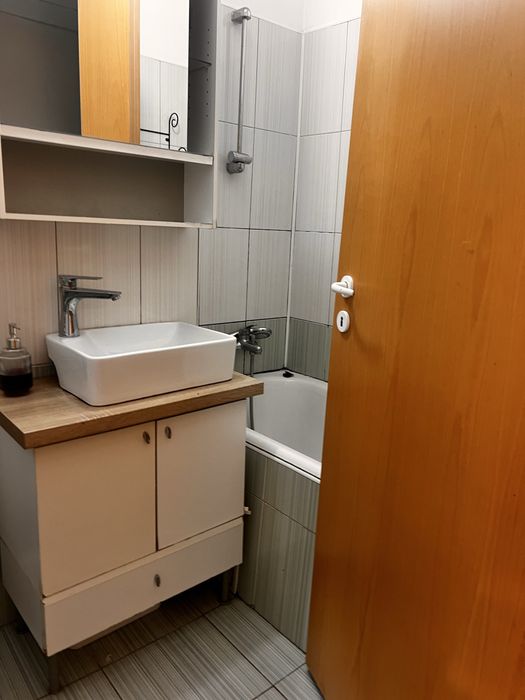 Inchiriez apartament 2 camere Bld General Grigore Balan