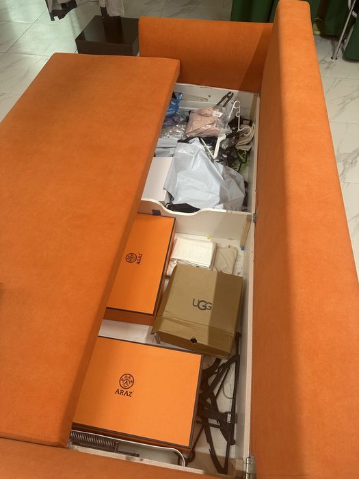 Продам диван самовывоз