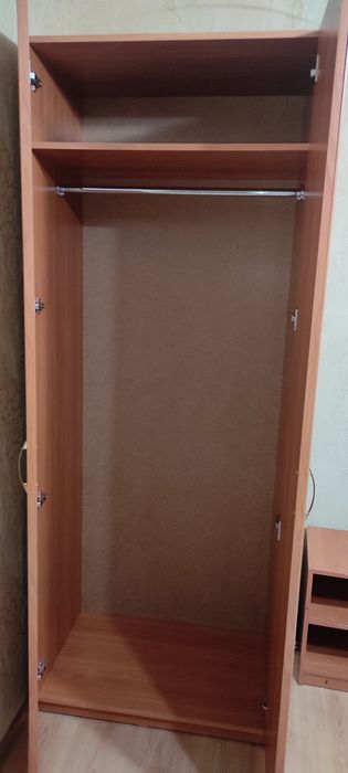 Продам стенку со шкафом