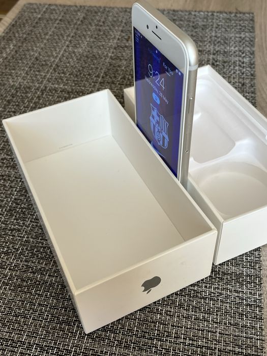 iPhone 7,Silver, 32 GB