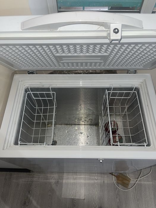 Морозильная камера Ларь