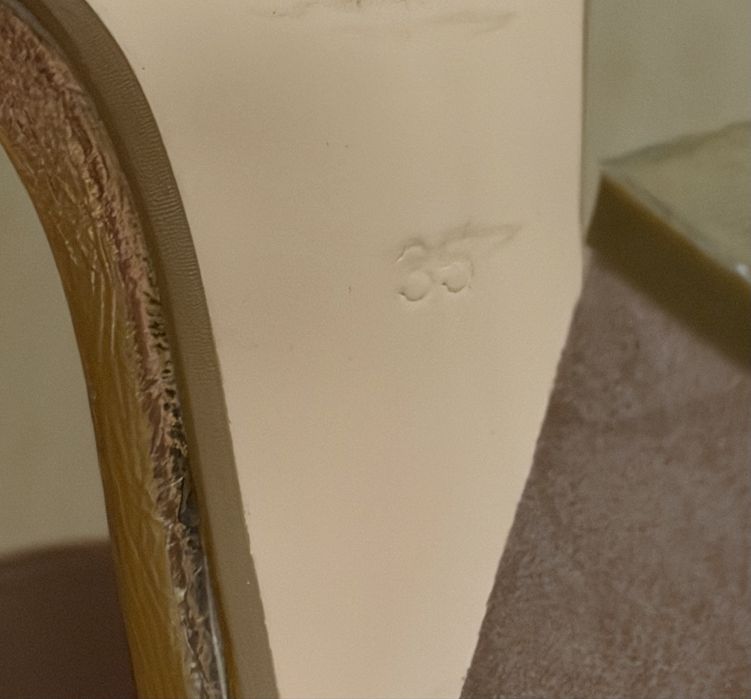 Босоножки женские