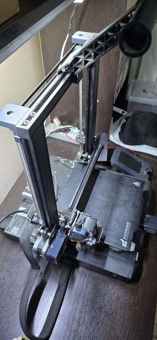 Продам хороший 3D принтер Creality Ender 3s1