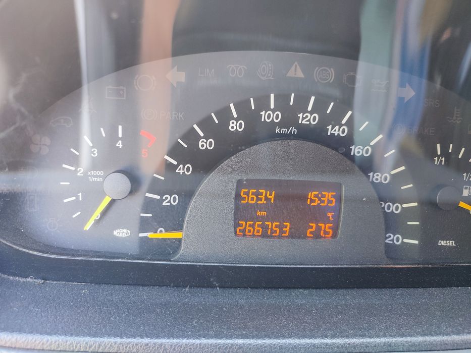 Mercedes-Benz Vito 115