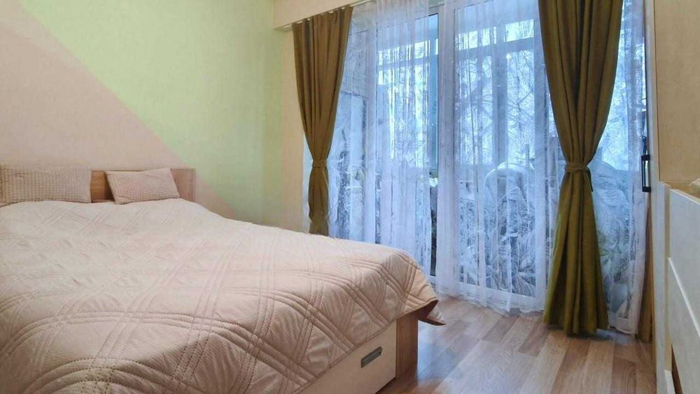 Продава се Тристаен апартамент в Пловдив, Кючук Париж - 87 кв.м за 909 €/кв.м - Снимка #8